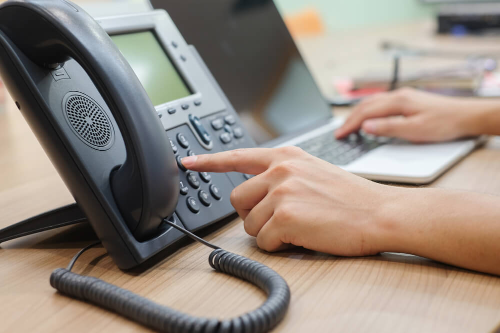 What Are the Advantages of Using VoIP Over Traditional Phones